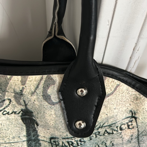 Paris Themed Purse - Picture 6 of 12